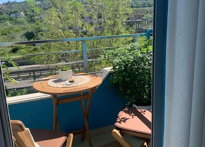 Apartament Seabreeze Shkembi I Kavajes,golem,ngjitur Me Grand Blue Fafa