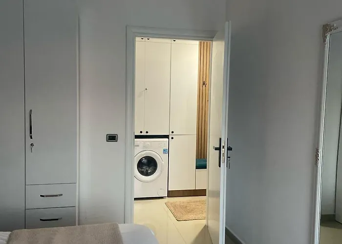 Apartament Seabreeze Shkembi I Kavajes,golem,ngjitur Me Grand Blue Fafa *
